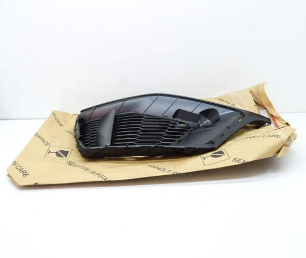 4M8807681ARU6 - AUDI Q8 Front Left Bumper Air Guide Grille 4M8807681ARU6 NEW GENUINE