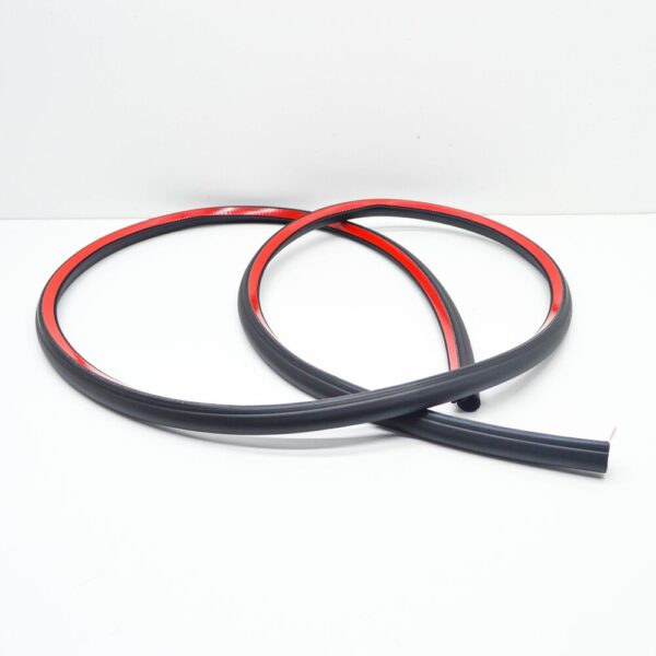 4M8837911 - NEW AUDI Q8 4MN FRONT OUTER DOOR SEAL RUBBER 4M8837911