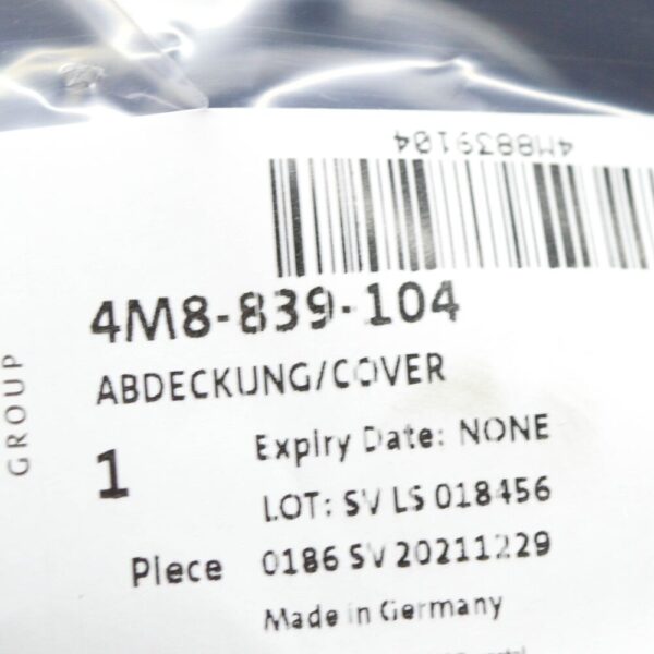4M8839104 - Audi Q8 RSQ8 4MN door trim rear right 4M8839104 NEW ORIGINAL