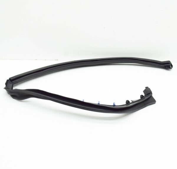4M8839119B - NEW AUDI Q8 4MN REAR LEFT OUTER DOOR SEAL 4M8839119B ORIGINAL