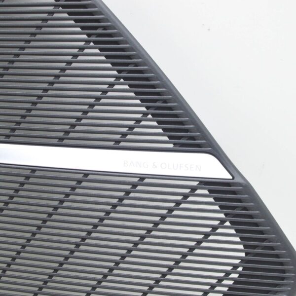 4M8868152A4PK - NEW AUDI Q8 RSQ8 FRONT RIGHT DOOR LOUDSPEAKER COVER TRIM 4M8868152A4PK ORIGINAL