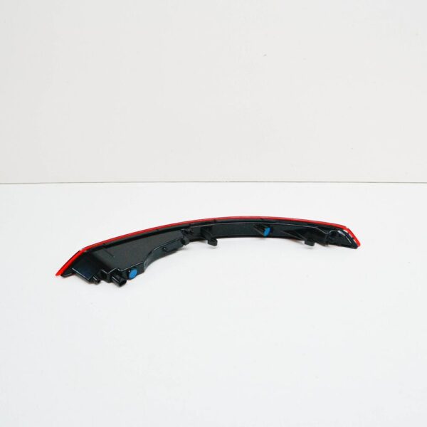 4M8945702 - NEW AUDI Q8 4MN REAR RIGHT BUMPER REFLECTOR 4M8945702 ORIGINAL