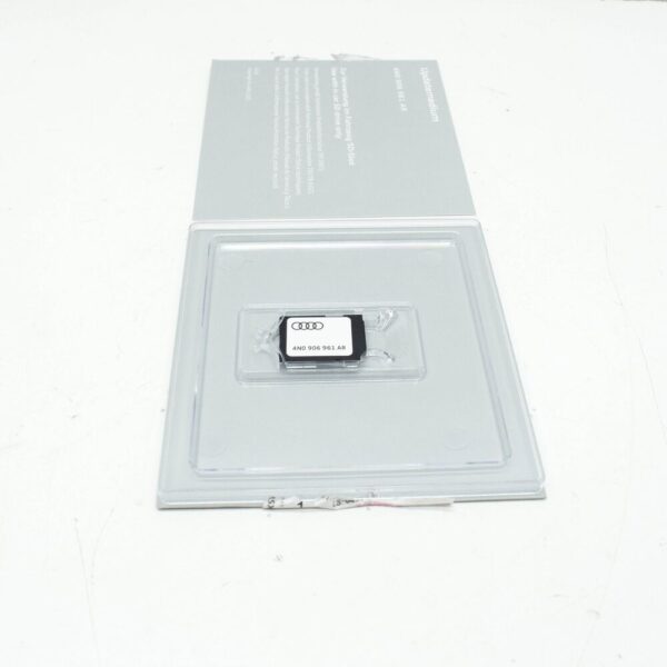 4N0906961AR - NEW AUDI A8 4H SD CARD 4N0906961AR
