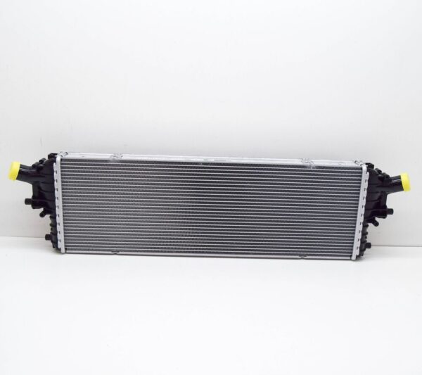 4S0121254B - NEW AUDI R8 4S CENTER ENGINE COOLER FOR COOLANT 4S0121254B ORIGINAL