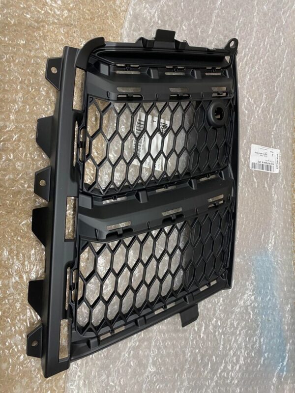 4S0807684A3FZ - NEW AUDI R8 16-18 FRONT BUMPER O/S RIGHT AIR GUIDE GRILL 4S0807684A3FZ