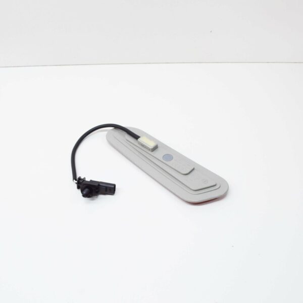 4S0945072B - NEW AUDI R8 4S FRONT RIGHT REFLECTOR 4S0945072B 2018