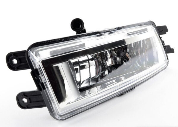 561941700B - NEW VOLKSWAGEN PASSAT B8 FRONT RIGHT HALOGEN FOG LIGHT 561941700B ORIGINAL