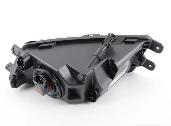 561941700B - NEW VOLKSWAGEN PASSAT B8 FRONT RIGHT HALOGEN FOG LIGHT 561941700B ORIGINAL