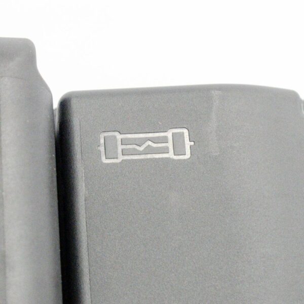 5C0937132C - NEW VOLKSWAGEN PASSAT B8 FUSE BOX RELAY COVER 5C0937132C