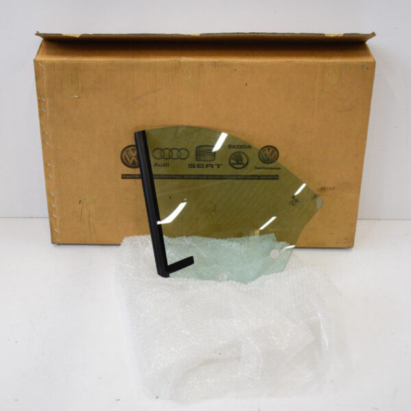 5C3845041F - NEW VOLKSWAGEN BEETLE A5 REAR LEFT QUARTER WINDOW 5C3845041F 2012 ORIGINAL