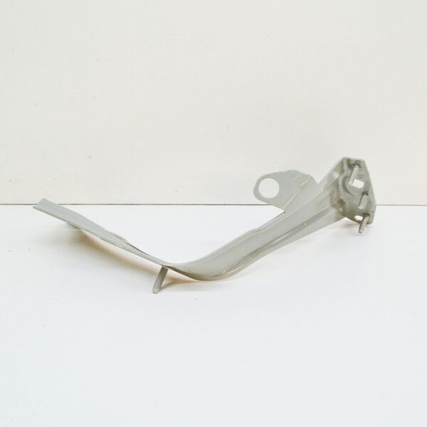 5C5821135 - NEW VOLKSWAGEN BEETLE A5 FRONT FENDER LEFT MOUNTING BRACKET 5C5821135