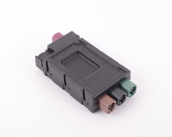 5G0035953D - NEW AUDI Q2 GA USB CONTROL UNIT 5G0035953D ORIGINAL