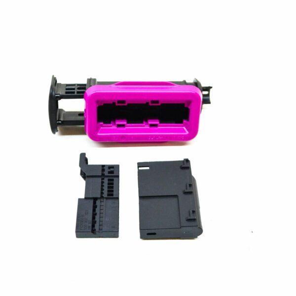 5G0937702 - NEW AUDI A1 SPORTBACK GB 19 PIN FLAT CONTACT HOUSING 5G0937702 ORIGINAL