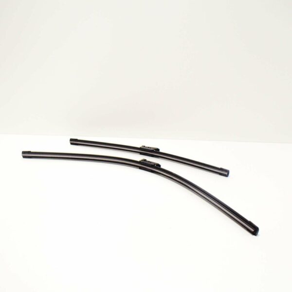 5G1998002 - NEW VOLKSWAGEN GOLF MK7 FRONT WINDSCREEN WIPER BLADES SET 5G1998002 LHD ORIGINAL