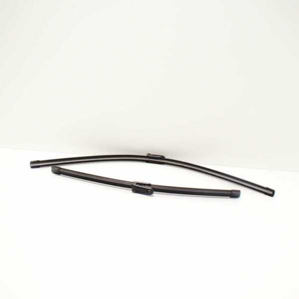 5G1998002 - NEW VOLKSWAGEN GOLF MK7 FRONT WINDSCREEN WIPER BLADES SET 5G1998002 LHD ORIGINAL