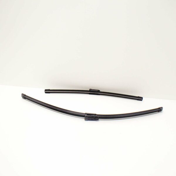 5G1998002 - NEW VOLKSWAGEN GOLF MK7 FRONT WINDSCREEN WIPER BLADES SET 5G1998002 LHD ORIGINAL