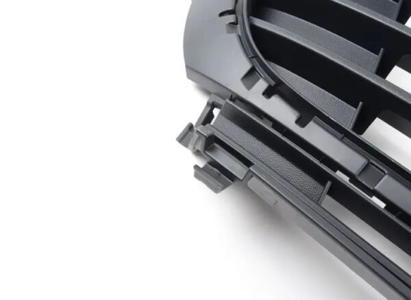 5GM8536779B9 - VW GOLF MK7 FRONT BUMPER CENTRE LOWER GRILL 5GM8536779B9 NEW GENUINE