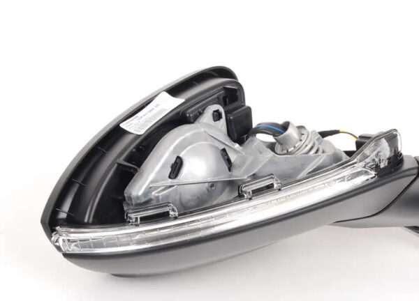 5GM8575089B9 - NEW VW GOLF 5G MK7 FRONT RIGHT DOOR EXTERIOR MIRROR HOUSING 5GM8575089B9