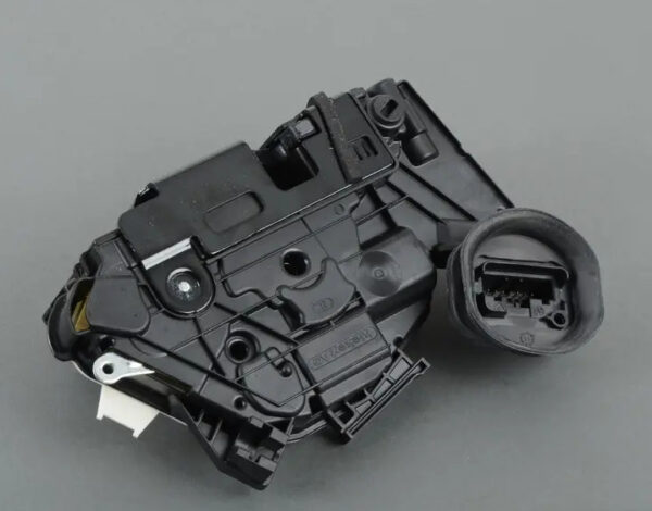 5K4839015N - NEW VW GOLF R32 GTI RABBIT VARIANT 4MOTION 5K1 DOOR LOCK 5K4839015N ORIGINAL