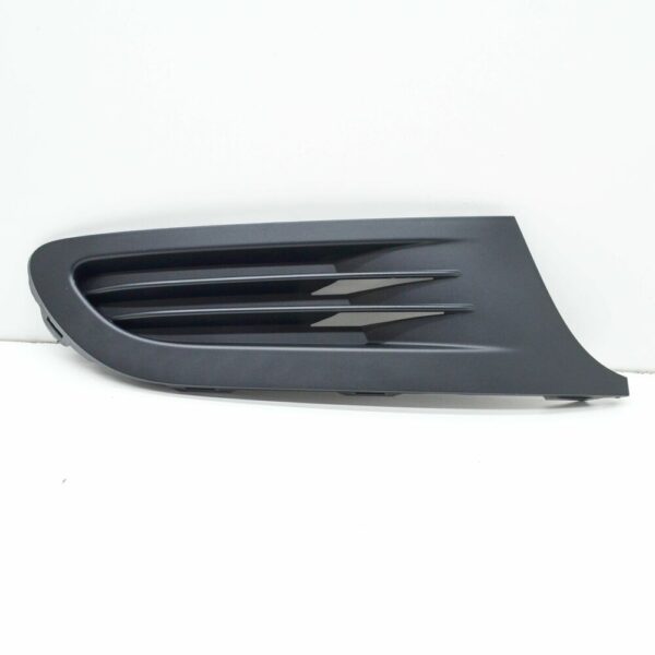 5M0853666J9B9 - NEW VW GOLF MK5 PLUS FRONT BUMPER RIGHT VENT GRILLE 5M0853666J9B9