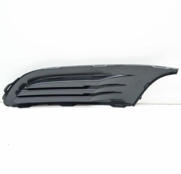5M0853666J9B9 - NEW VW GOLF MK5 PLUS FRONT BUMPER RIGHT VENT GRILLE 5M0853666J9B9