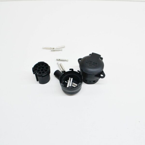 5N0945505A - NEW AUDI A6 C7 TRAILER SOCKET HOUSING 5N0945505A ORIGINAL