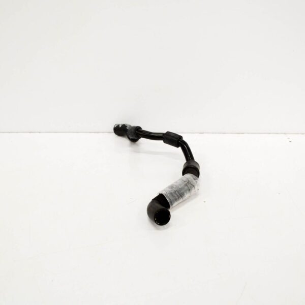 5Q0121064AT - NEW AUDI A3 8VA BREATHER LINE PIPE 5Q0121064AT ORIGINAL