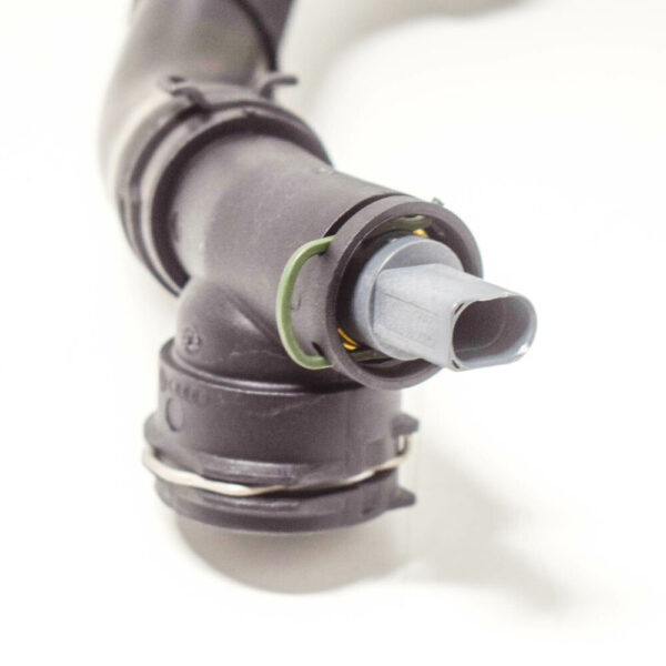 5Q0122051AN - NEW VOLKSWAGEN GOLF MK7 5G COOLANT HOSE 5Q0122051AN