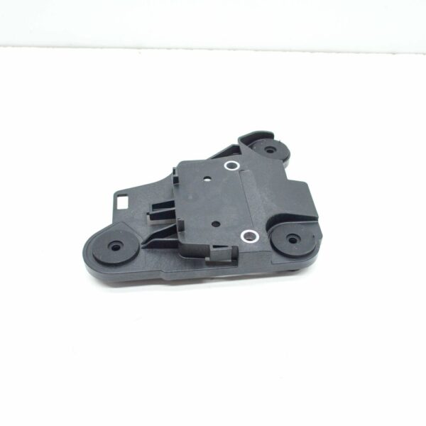 5Q0614235 - NEW AUDI A3 8V ABS MODULATOR MOUNT 5Q0614235 GENUINE