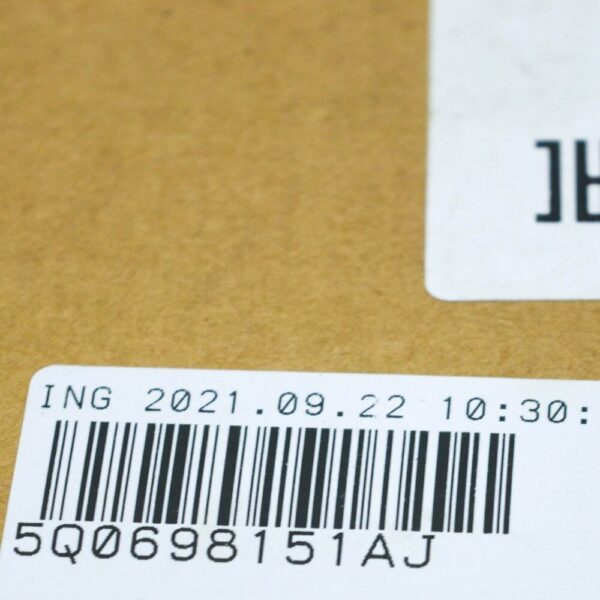 5Q0698151AJ - NEW AUDI A3 S3 8Y FRONT BRAKE LINING SET W WEAR INDICATOR 5Q0698151AJ ORIGINAL