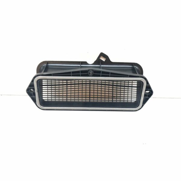 5Q0815479 - NEW AUDI A3 8V CENTER UPPER EXTERIOR AIR DUCT GRILLE 5Q0815479