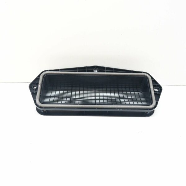 5Q0815479 - NEW AUDI A3 8V CENTER UPPER EXTERIOR AIR DUCT GRILLE 5Q0815479