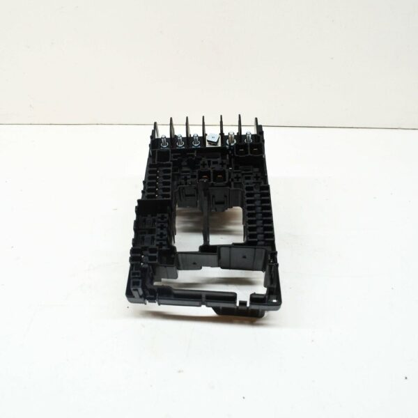 5Q0937125H - NEW AUDI A3 CABRIO 8V LEFT SIDE FUSE BOX HOLDER 5Q0937125H ORIGINAL
