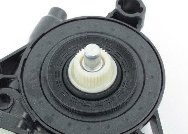 5Q0959802B - NEW AUDI A3 8V FRONT LEFT DOOR WINDOW REGULATOR MOTOR 5Q0959802B ORIGINAL