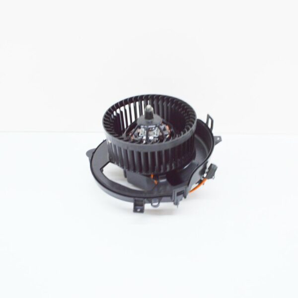 5Q2819021C - NEW AUDI A3 8PA HEATER BLOWER FAN MOTOR 5Q2819021C OEM