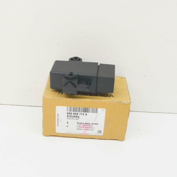6R0959772A - NEW VOLKSWAGEN POLO 6R HEATED SEAT CONTROL UNIT 6R0959772A