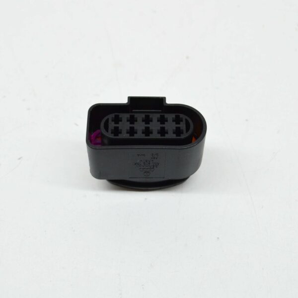 6R0973735 - NEW AUDI A1 MK1 HALOGEN HEADLIGHT FLAT CONTACT HOUSING 10 PIN 6R0973735 ORIGINAL