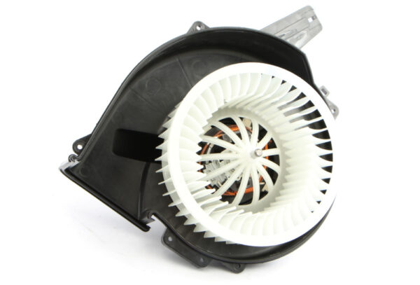 6R1819015A - NEW AUDI A1 8X1, 8XK HEATER FAN 6R1819015A ORIGINAL