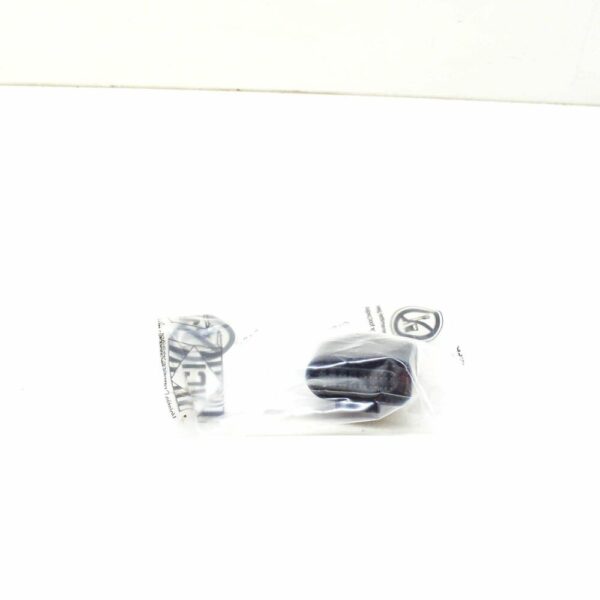 6X0973717 - NEW AUDI A3 S3 PLUG CONNECTOR HOUSING 6X0973717 ORIGINAL