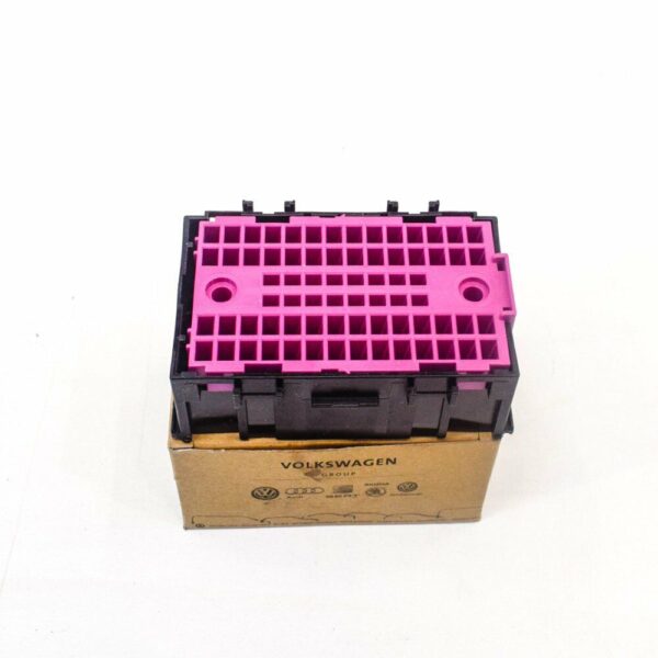 7H0937617A - NEW VOLKSWAGEN TRANSPORTER T5 FUSE HOLDER 7H0937617A 2013 ORIGINAL