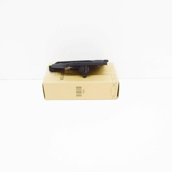 7L0823633G - NEW AUDI A1 8X BONNET RELEASE HANDLE BRACKET RHD 7L0823633G 2013 ORIGINAL