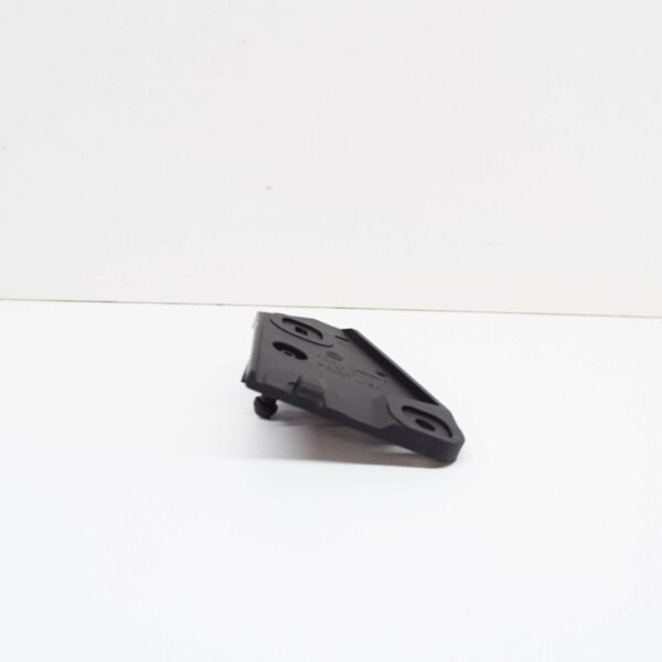 7L0823633G - NEW AUDI A1 8X BONNET RELEASE HANDLE BRACKET RHD 7L0823633G 2013 ORIGINAL