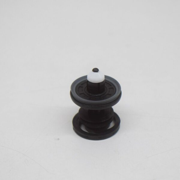 7L6868243 - NEW AUDI A1 MK1 FRONT DOOR PANEL CLIP 7L6868243