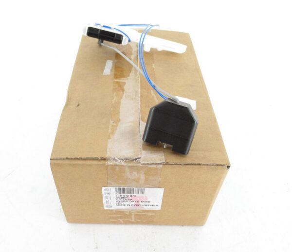 7L8919673 - NEW AUDI Q7 4L LEFT FUEL GAUGE SENDING UNIT 7L8919673 ORIGINAL