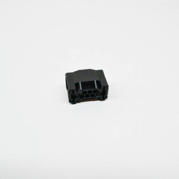 7M0973119 - NEW AUDI A3 8V FLAT CONTACT HOUSING 6 PIN BLACK 7M0973119 ORIGINAL