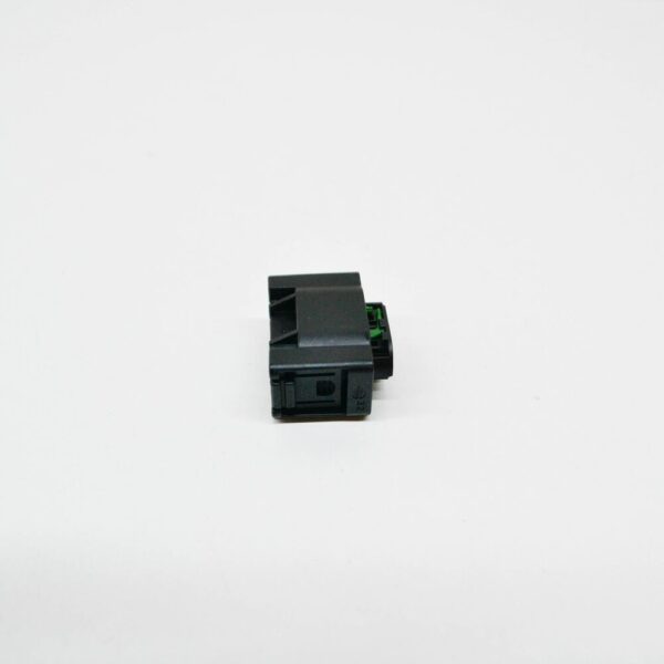 7M0973119 - NEW AUDI A3 8V FLAT CONTACT HOUSING 6 PIN BLACK 7M0973119 ORIGINAL