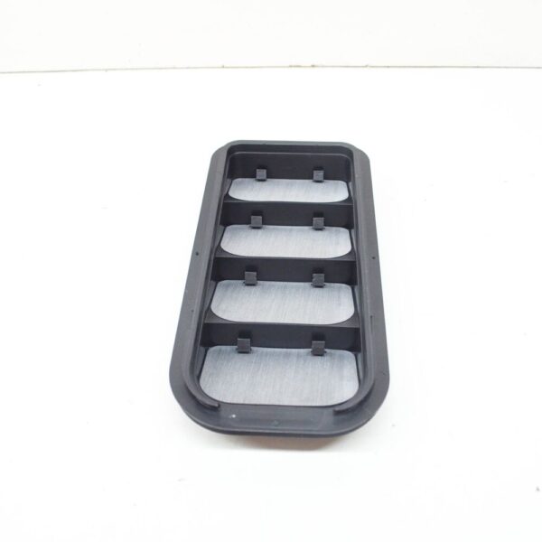 7N0819465F - Audi A1 Sportback UK Rear Side Panel Ventilation Grille 7N0819465F New