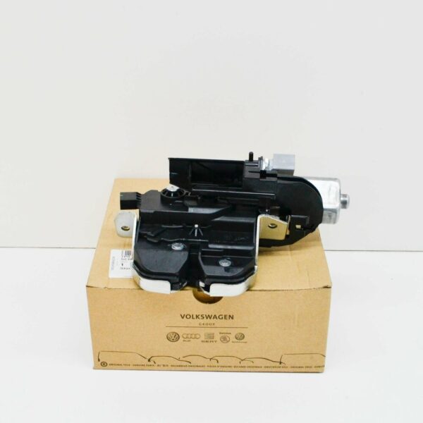 7P0827505M - NEW VOLKSWAGEN TOUAREG 7P REAR LID LOCK 7P0827505M ORIGINAL
