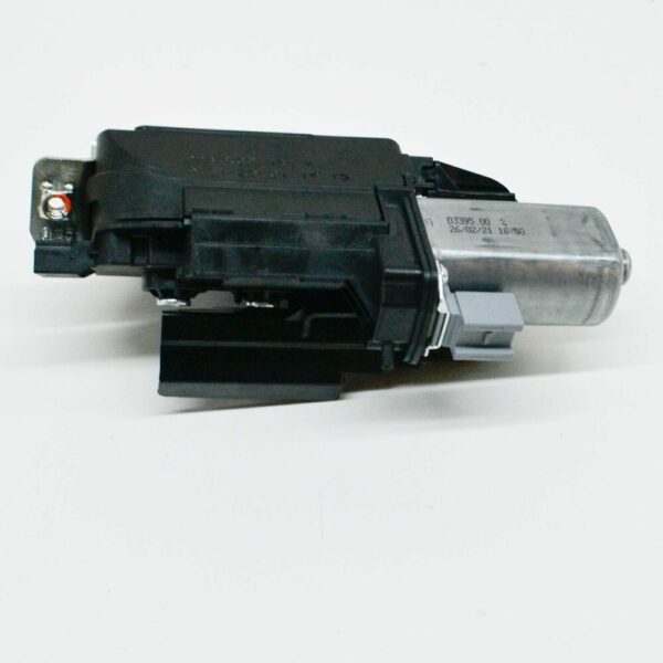 7P0827505M - NEW VOLKSWAGEN TOUAREG 7P REAR LID LOCK 7P0827505M ORIGINAL