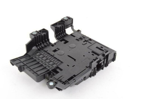 7P0937548F - NEW AUDI Q3 8U MAIN FUSE SOCKET 7P0937548F ORIGINAL
